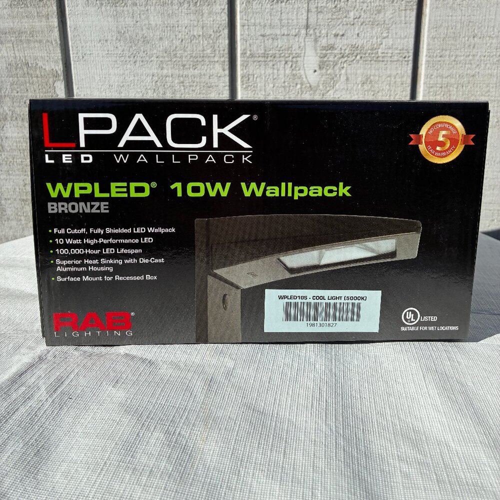 RAB WPLED10S Wallpack LED Cool Light Bronze Wall Junction Box Conduit Mount NEW